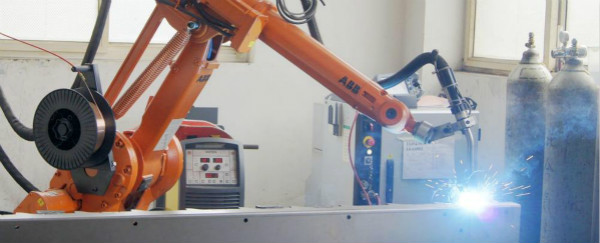 机器人焊接在钣金加工领域的优势有哪些？-开云官方网站-开云(中国)
